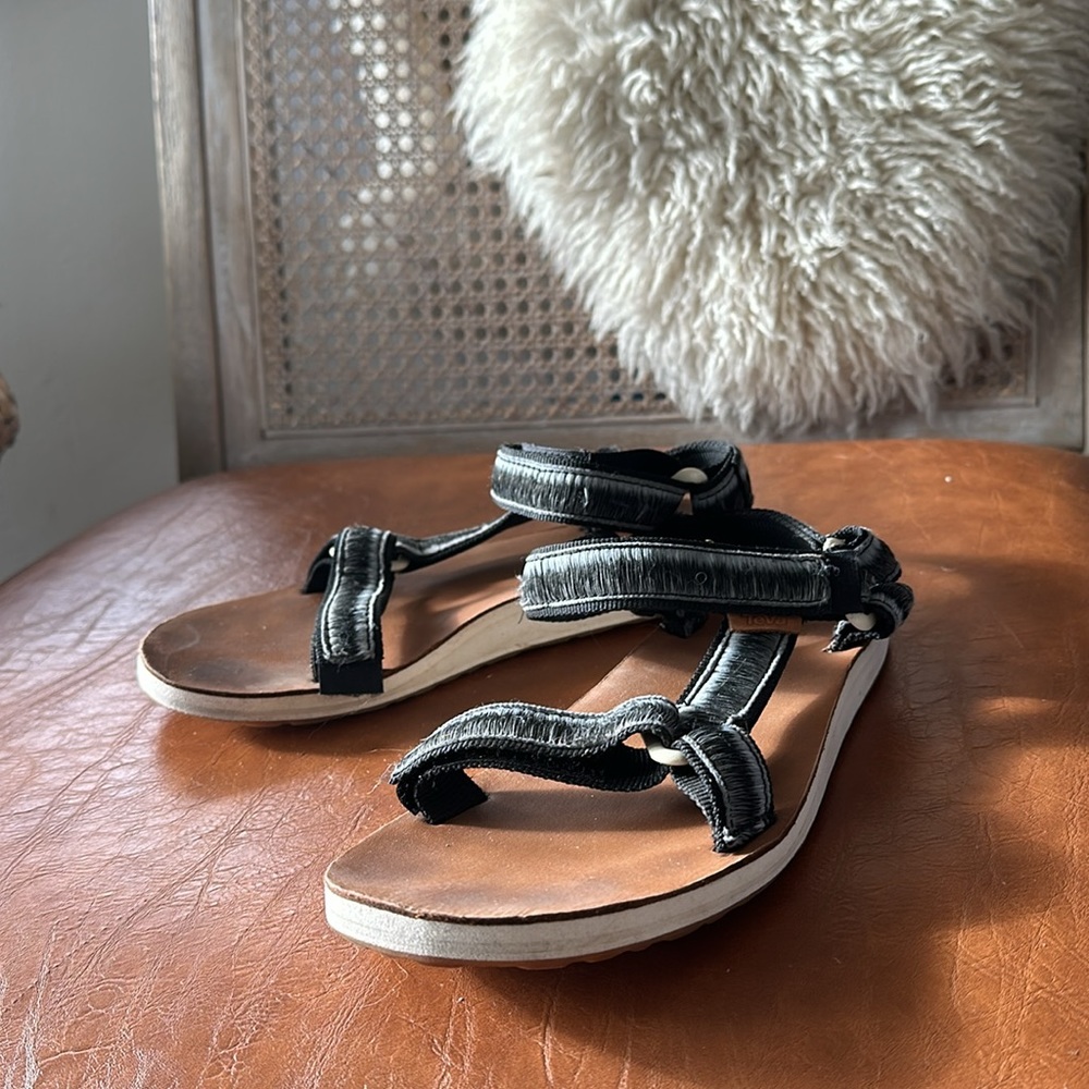 Tevas Originals - Ombré + Leather Bed